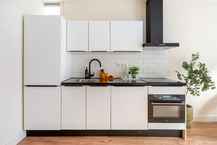 Foto 11 van Van Ostadestraat 301-1