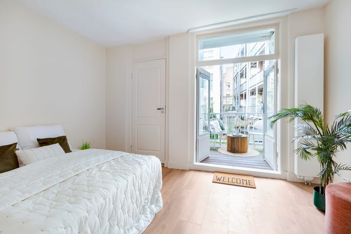 Foto 13 van Van Ostadestraat 301-1