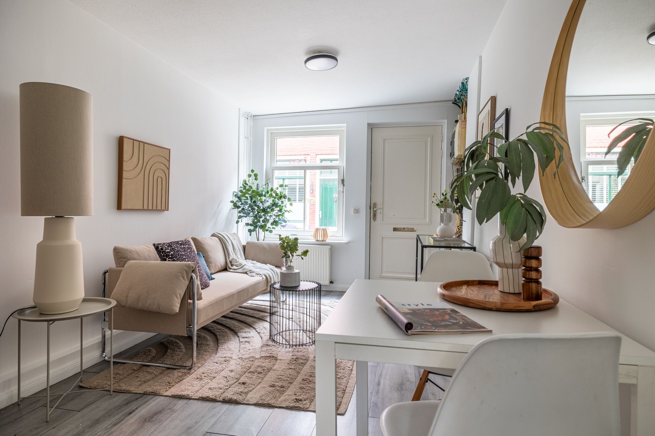 Lange Dwarsstraat 12