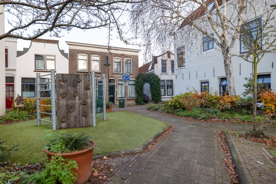 Foto 26 van Lange Dwarsstraat 12