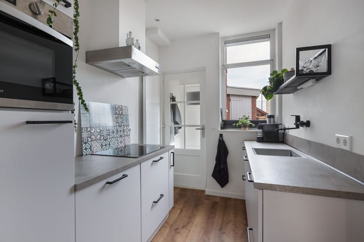 Photo 17 of Bruinsslotstraat 28