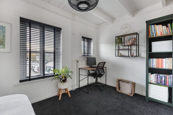 Photo 21 of Bruinsslotstraat 28