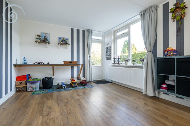 Photo 17 of Prins Constantijnstraat 7