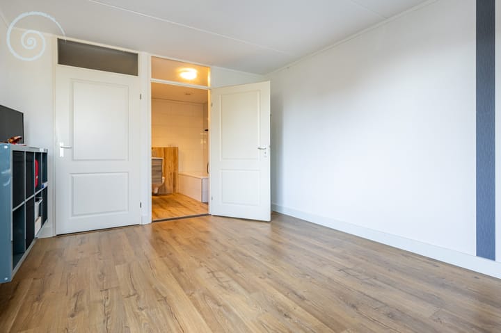 Photo 18 of Prins Constantijnstraat 7