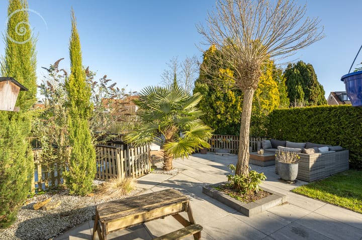 Photo 35 of Prins Constantijnstraat 7