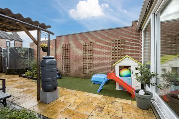 Photo 37 of Annenkamp 51