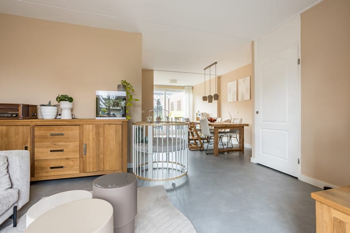 Photo 13 of Annenkamp 51