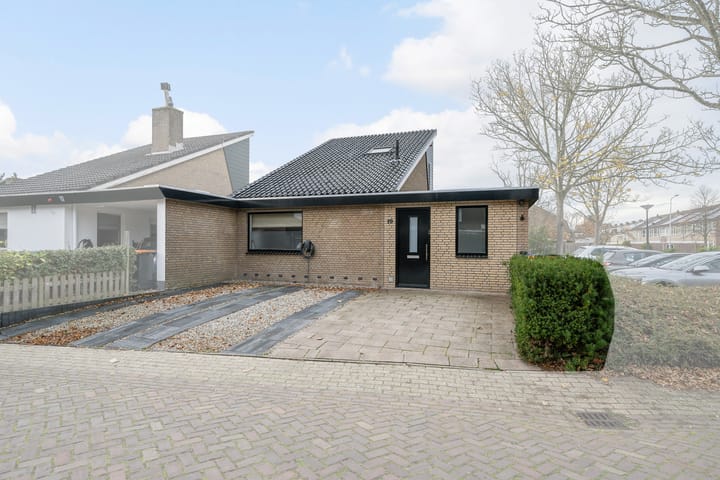 Photo 5 of Wegedoorn 19