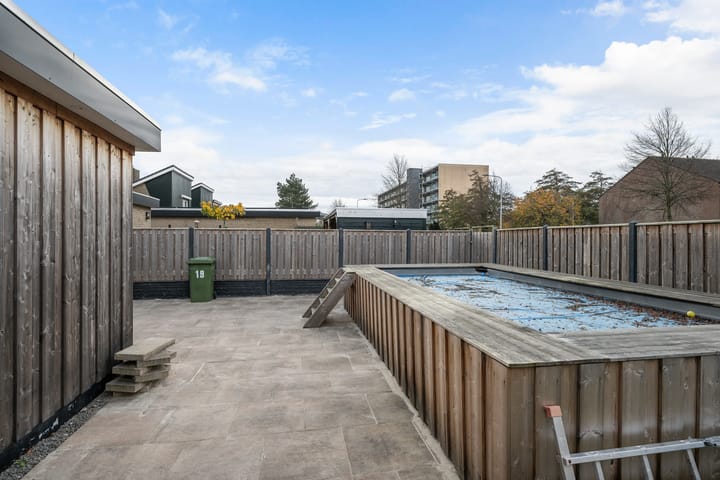 Photo 18 of Wegedoorn 19