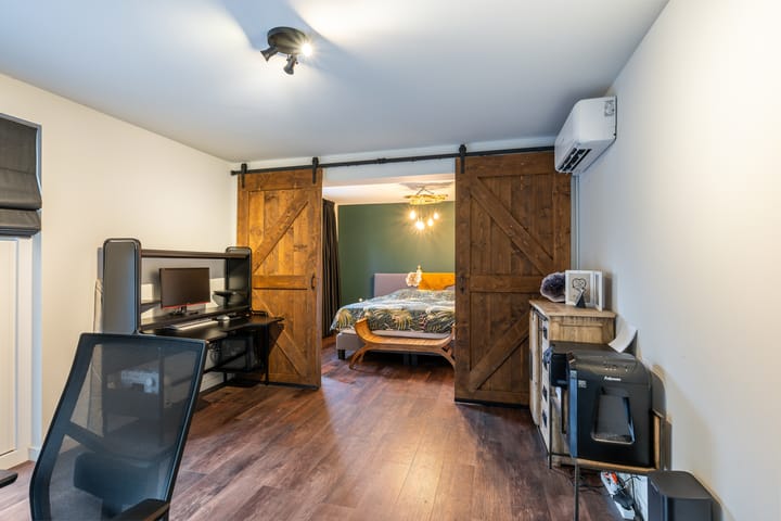 Photo 32 of Wegedoorn 19