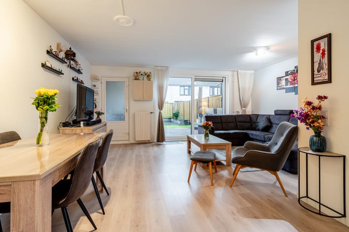 Foto 5 van L.C. van der Vlugtstraat 60