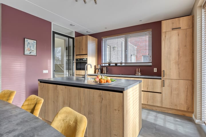 Foto 8 van Burgemeester Steeghsstraat 55