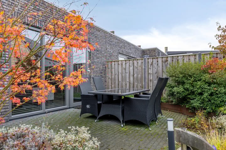 Foto 23 van Burgemeester Steeghsstraat 55