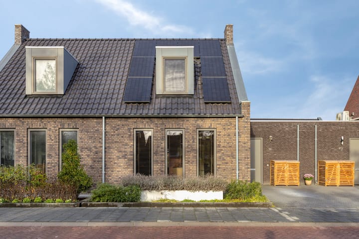 Foto 24 van Burgemeester Steeghsstraat 55