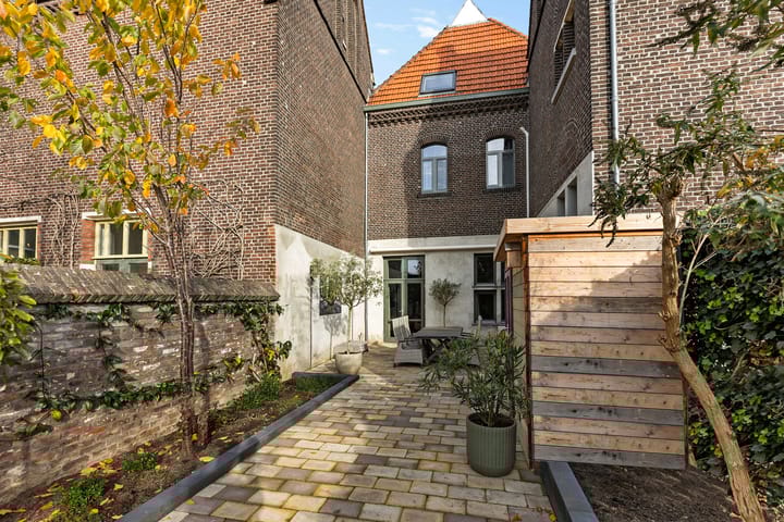 Foto 36 van Carmelitessenstraat 46