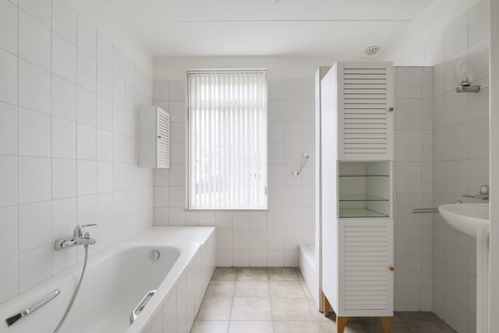 Foto 28 van Hofstraat 4