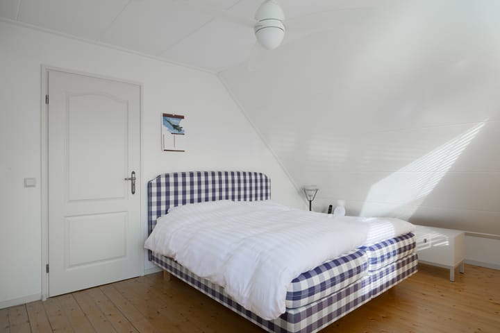 Foto 34 van Hofstraat 4