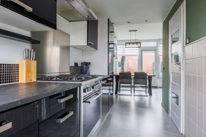 Photo 8 of Klaproosstraat 18