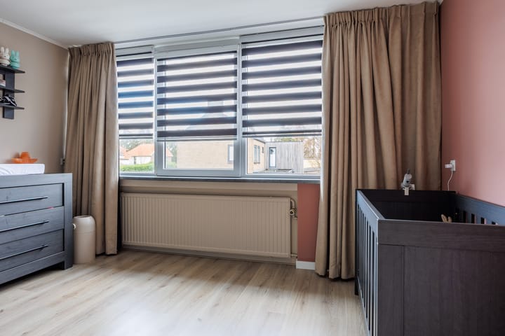 Photo 20 of Klaproosstraat 18