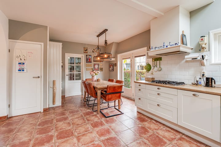 Foto 16 van Prins Bernhardweg 14