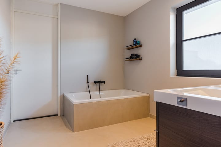 Photo 38 of de Poten 11