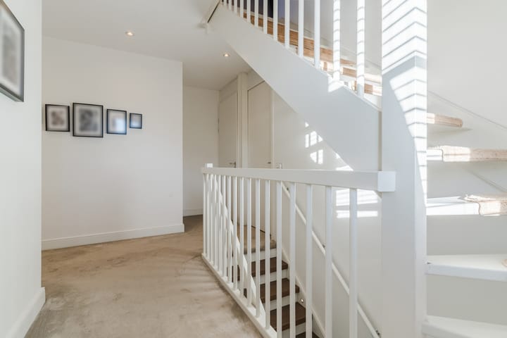 Photo 43 of de Poten 11