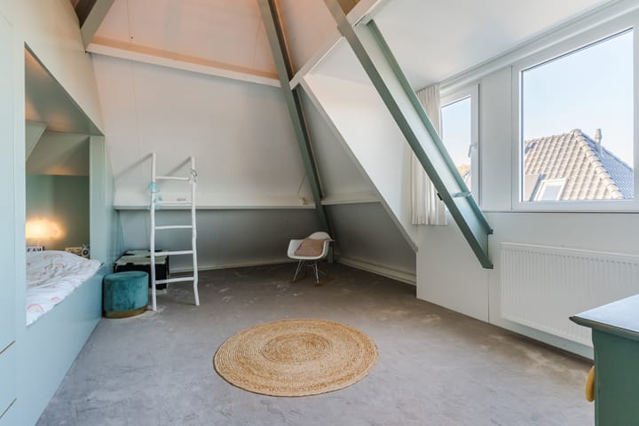 Photo 44 of de Poten 11