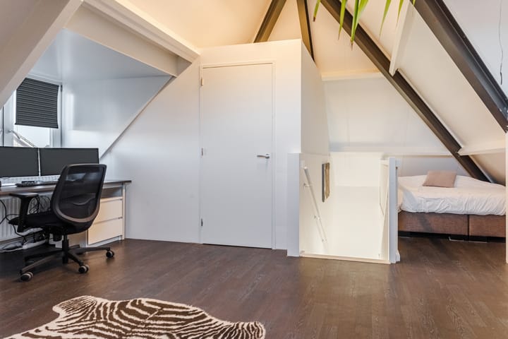 Photo 48 of de Poten 11