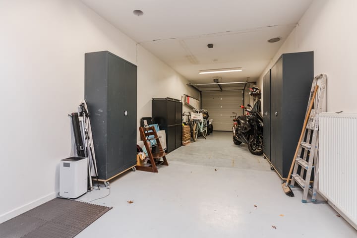 Photo 52 of de Poten 11