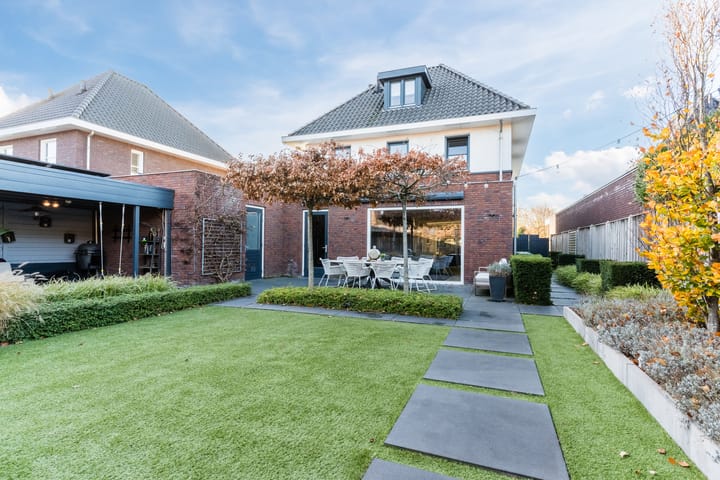 Photo 62 of de Poten 11