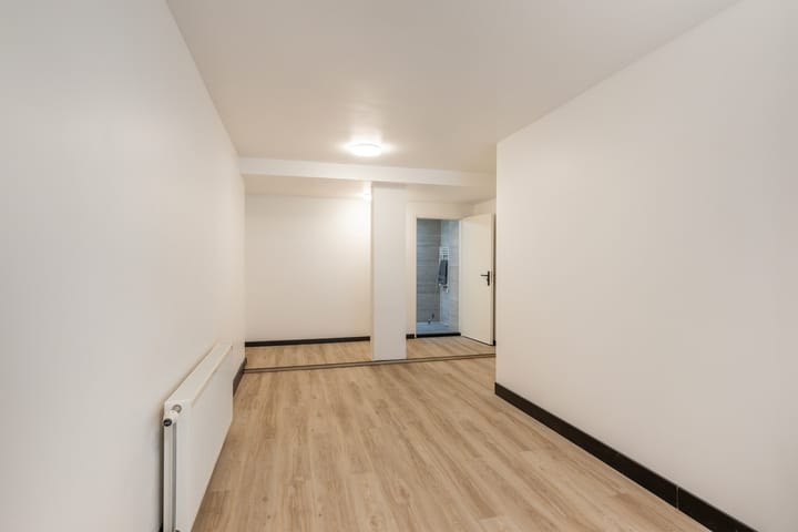 Photo 10 of Schiedamseweg 21