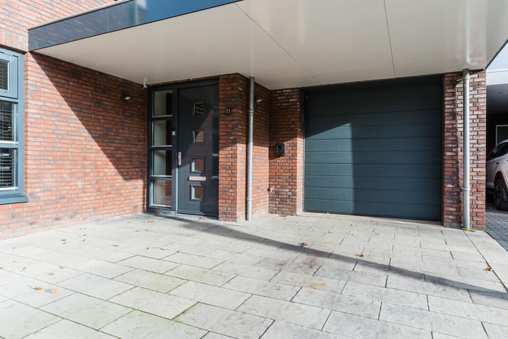 Photo 65 of de Poten 11