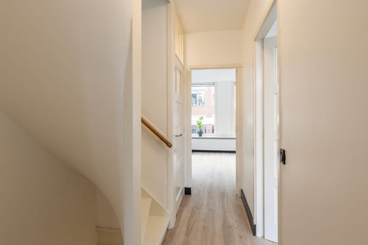 Photo 15 of Schiedamseweg 21