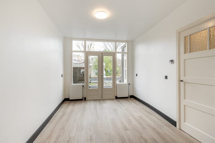 Photo 20 of Schiedamseweg 21