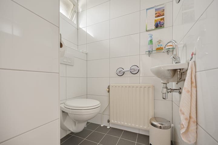 Photo 4 of Anne de Vriesstraat 21