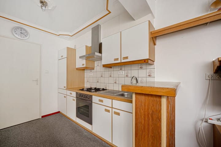 Photo 12 of Anne de Vriesstraat 21