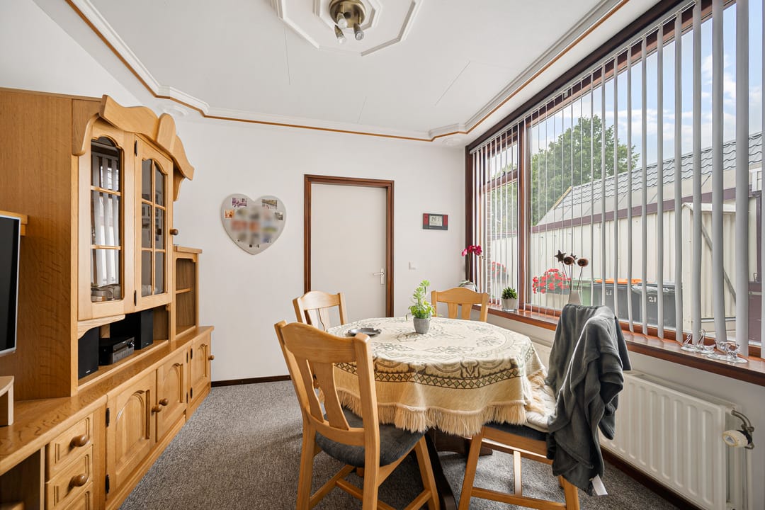 Foto 16 van Anne de Vriesstraat 21