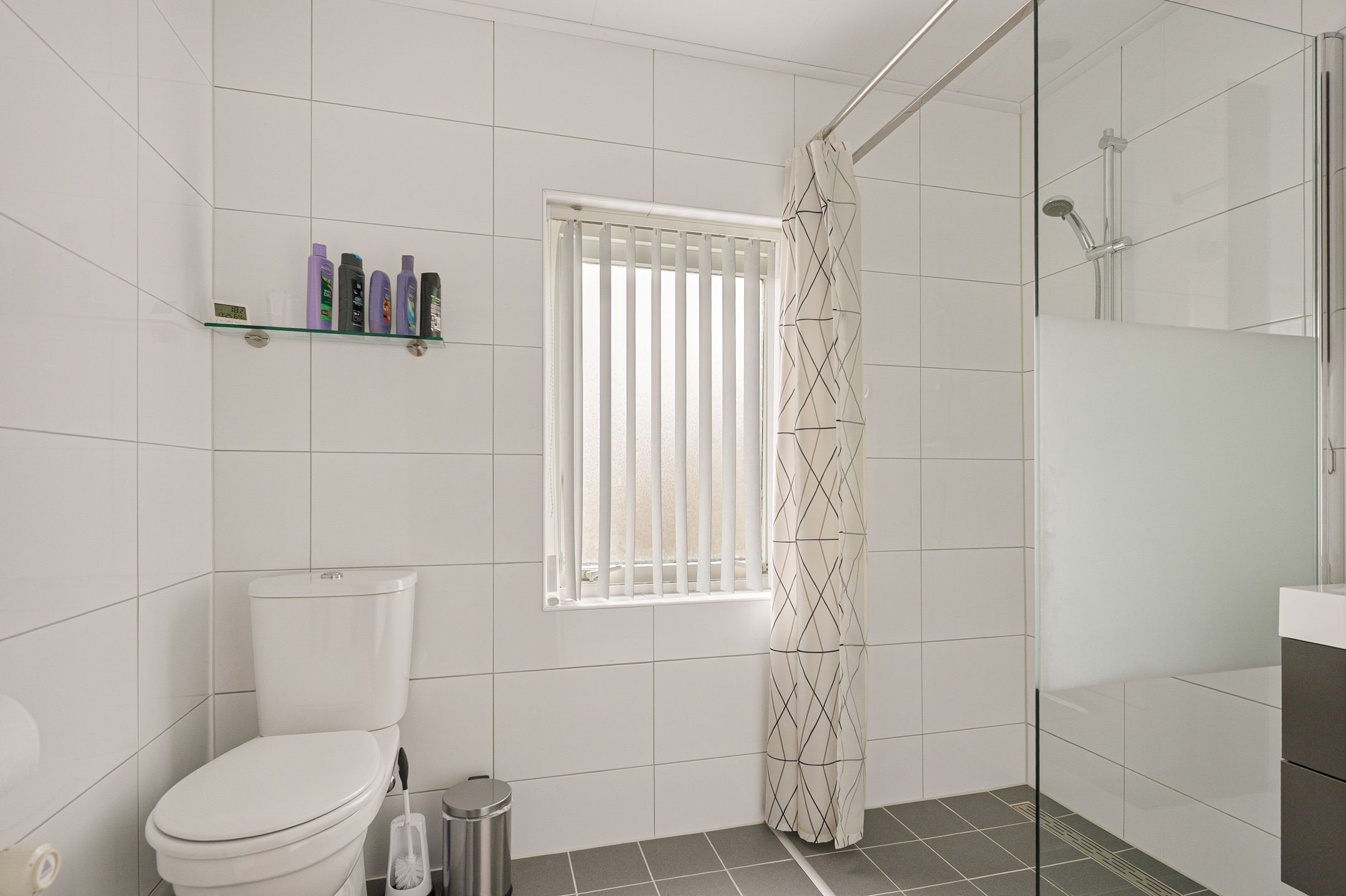 Foto 27 van Anne de Vriesstraat 21