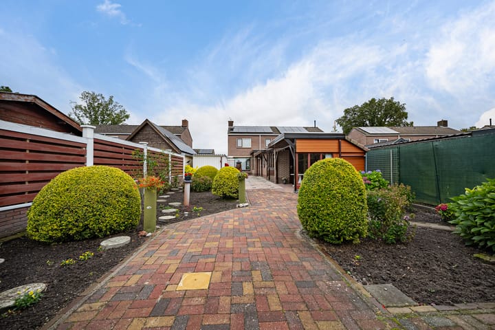 Photo 41 of Anne de Vriesstraat 21