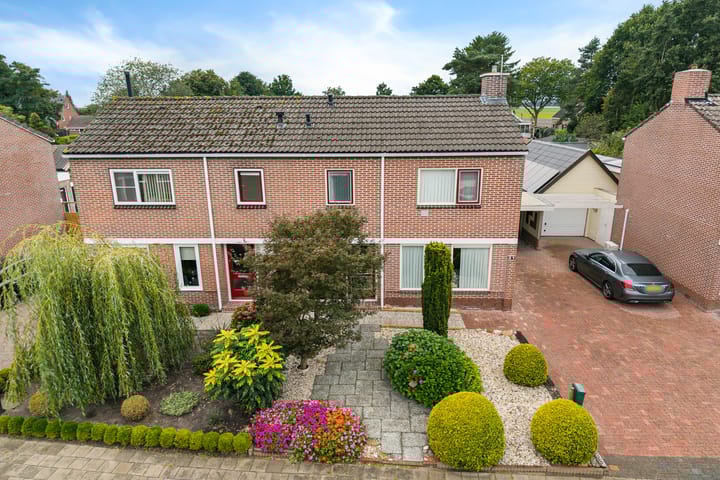 Photo 50 of Anne de Vriesstraat 21