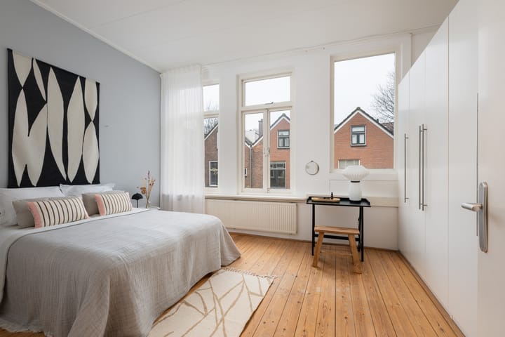 Photo 12 of Oostmaasstraat 11