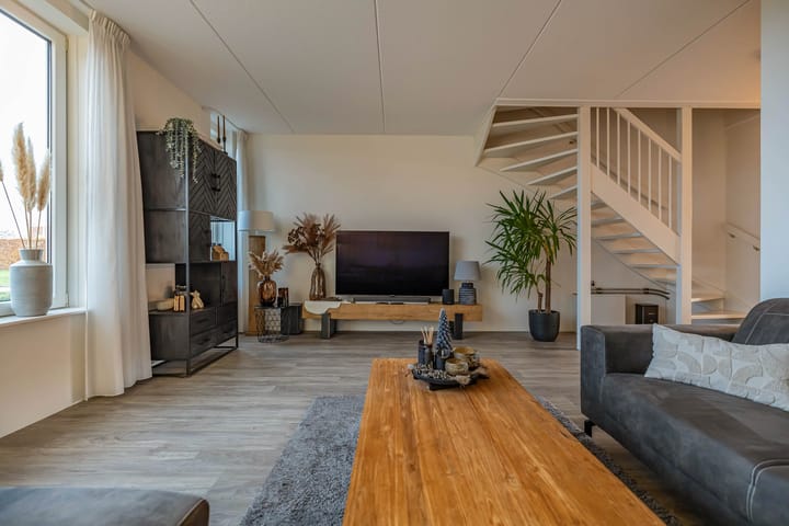 Foto 16 van Oldekerkermeer 12