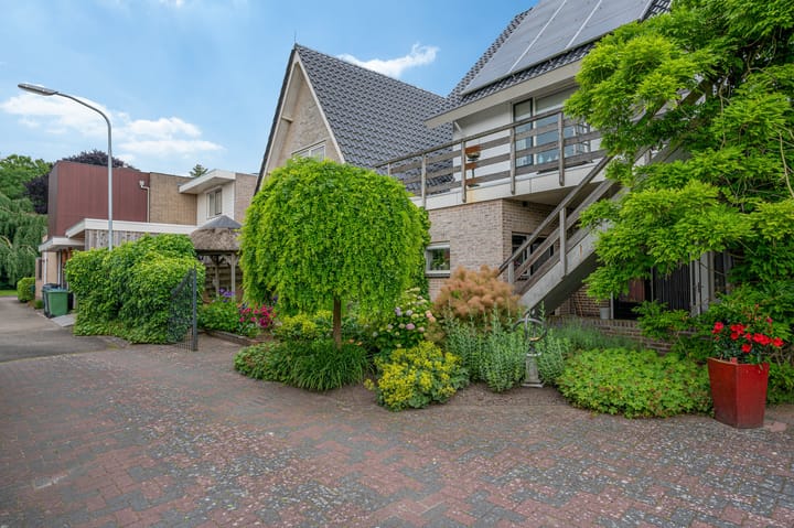 Photo 33 of Oosterstraat 4