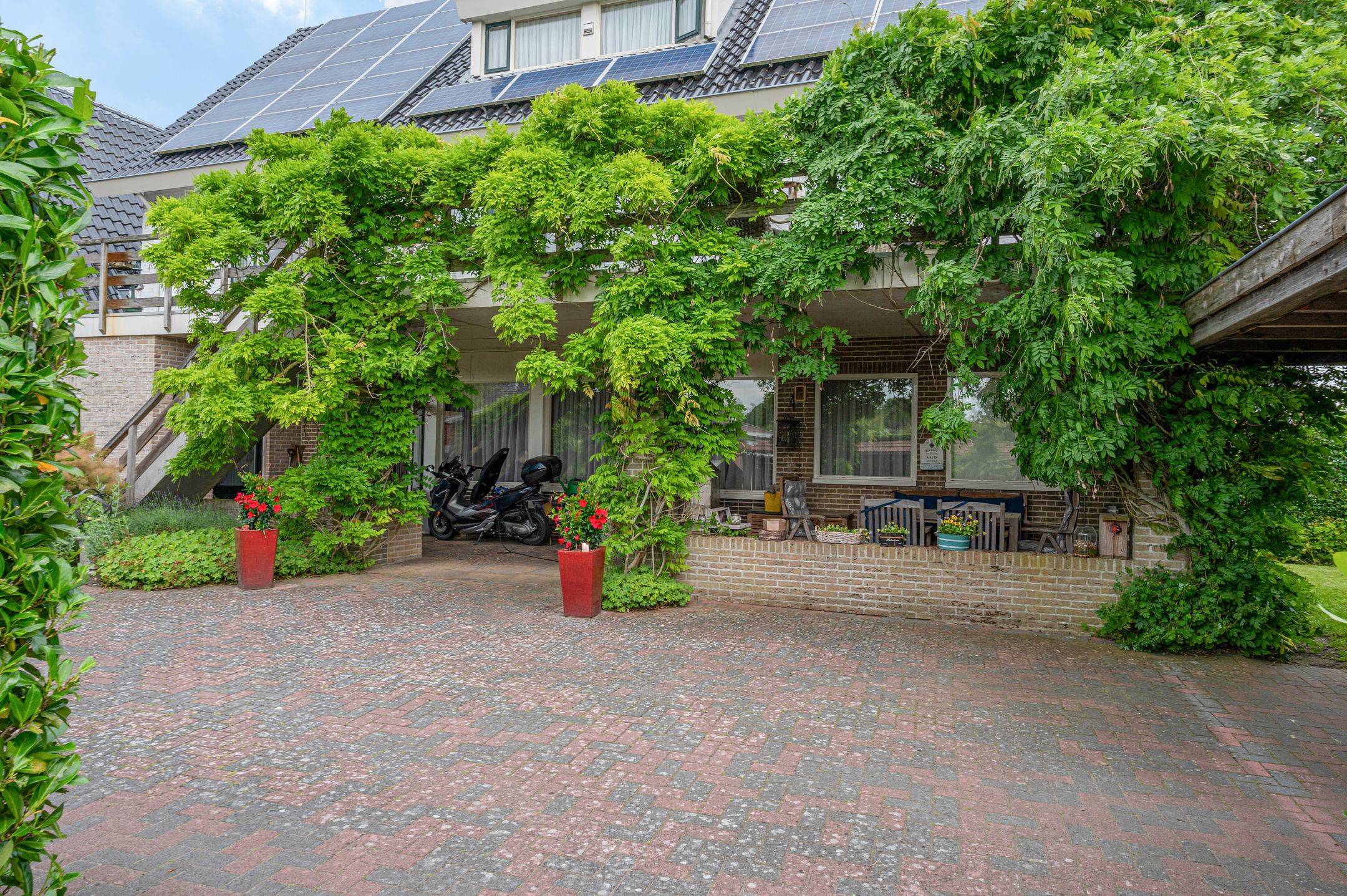 Photo 42 of Oosterstraat 4