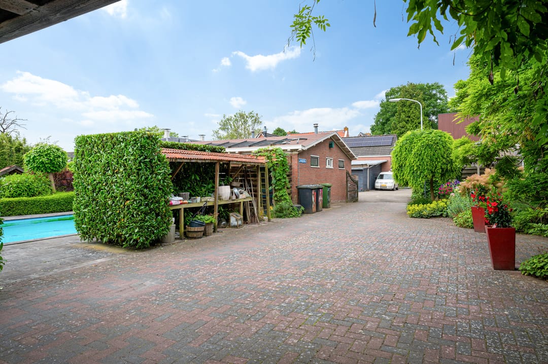 Photo 43 of Oosterstraat 4