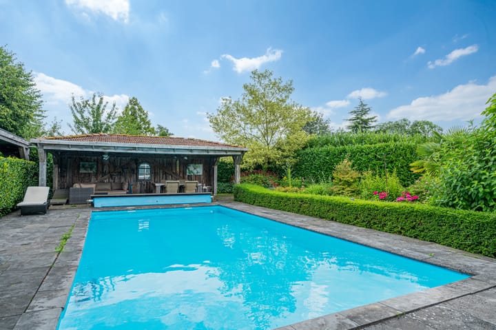 Photo 45 of Oosterstraat 4