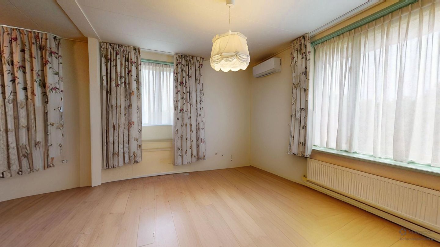 Photo 64 of Oosterstraat 4