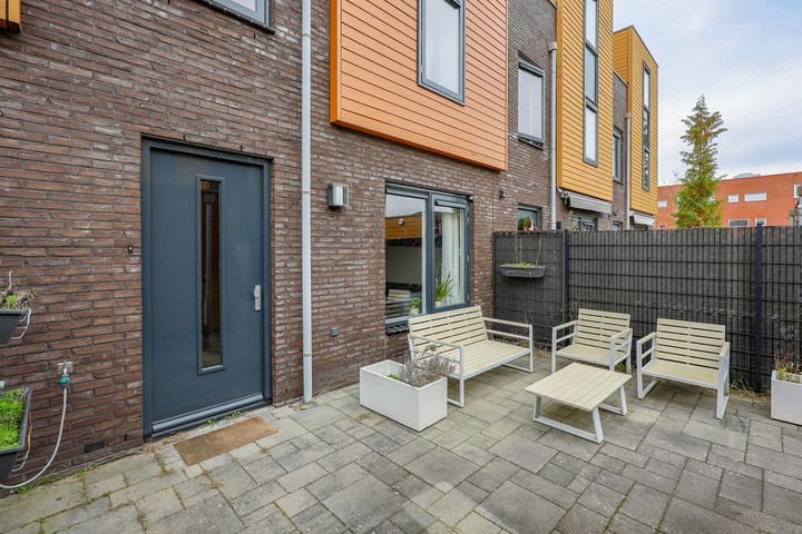 Photo 4 of Makassarweg 24