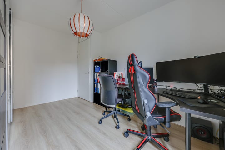 Photo 22 of Makassarweg 24