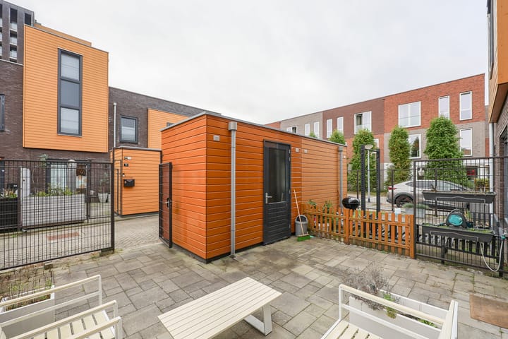 Photo 30 of Makassarweg 24